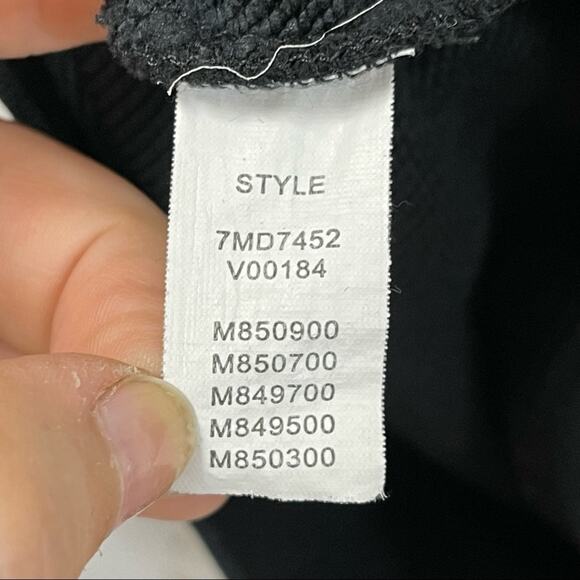 Lucky Brand, Cool Max Sweatshirt. Size Small. In excellent used condition! - Picture 5 of 7